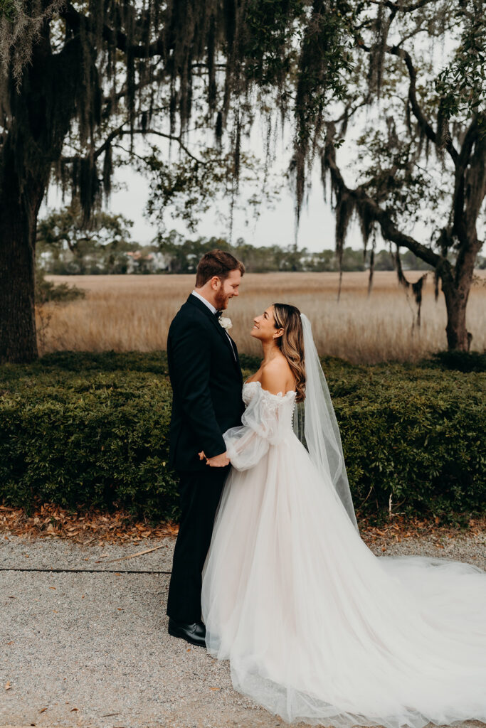 Couples Portraits Creek Club At I'On