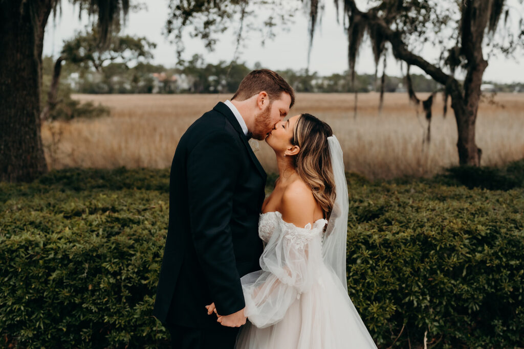 Couples Portraits Creek Club At I'On