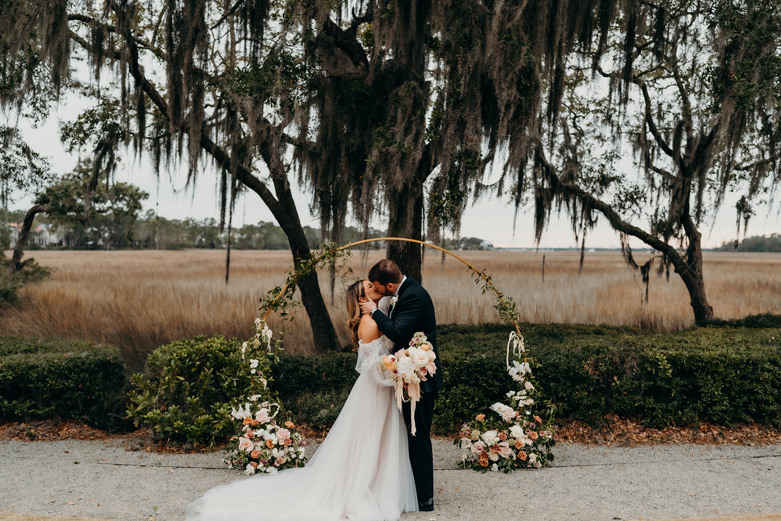 Couples Portraits Creek Club At I'On