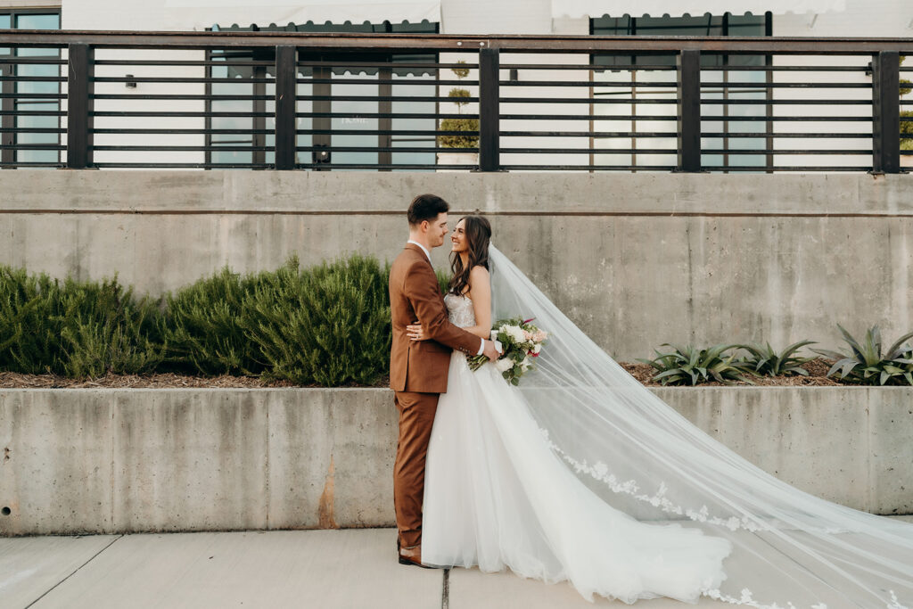 bride and groom couples portraits
