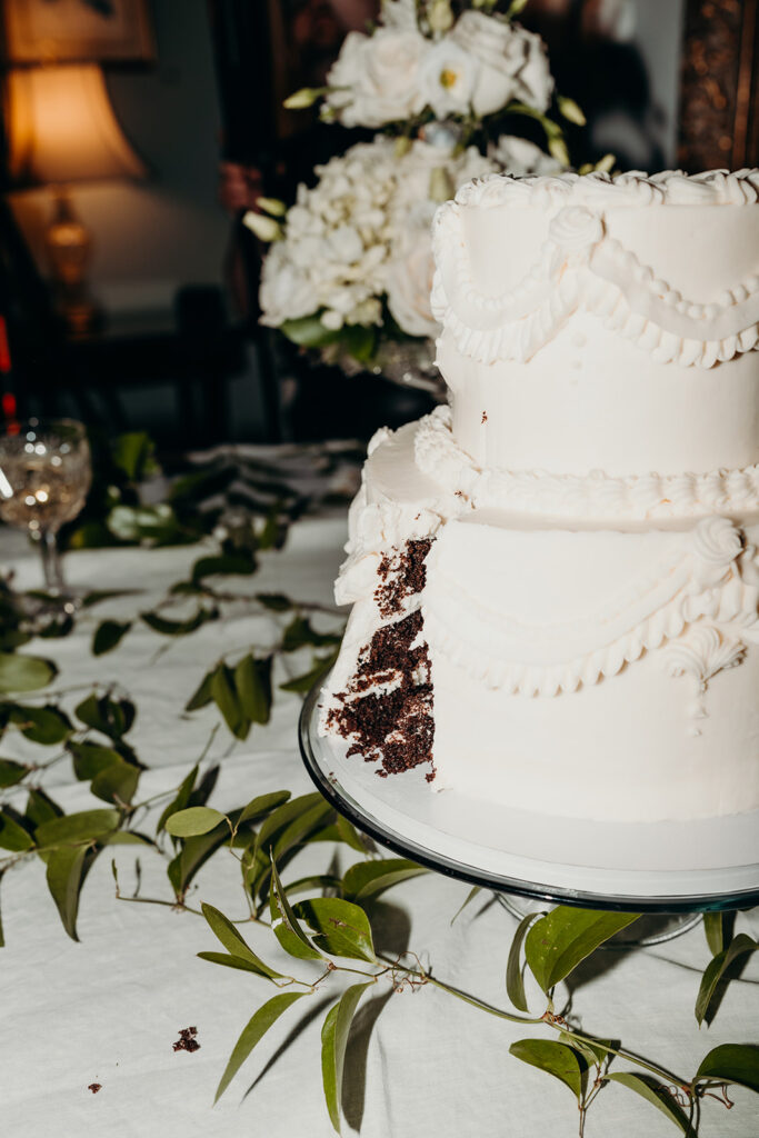 Summer wedding ceremony vintage reception decor cake cutting