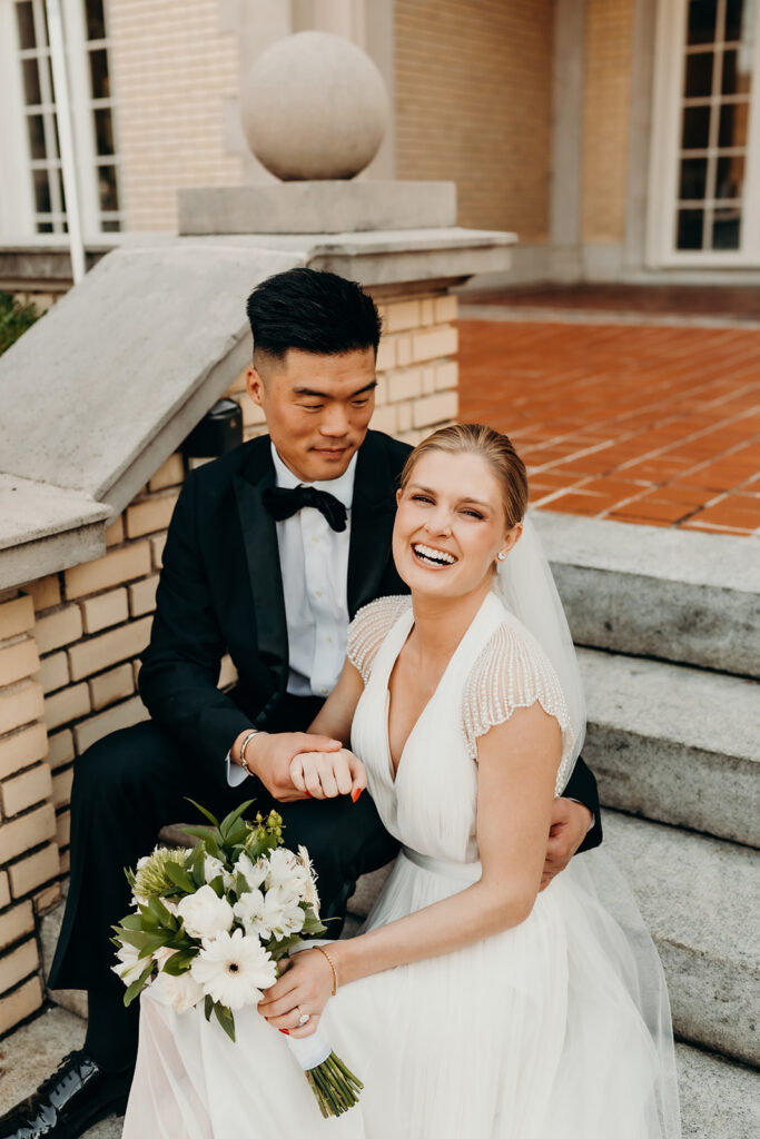 couples portraits outdoors