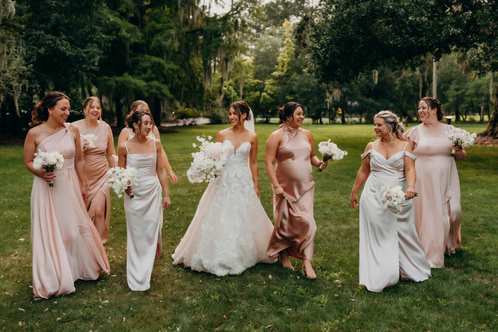 wedding party photos at magnolia plantation