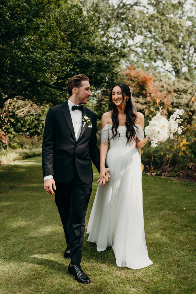 couples portraits at wedding