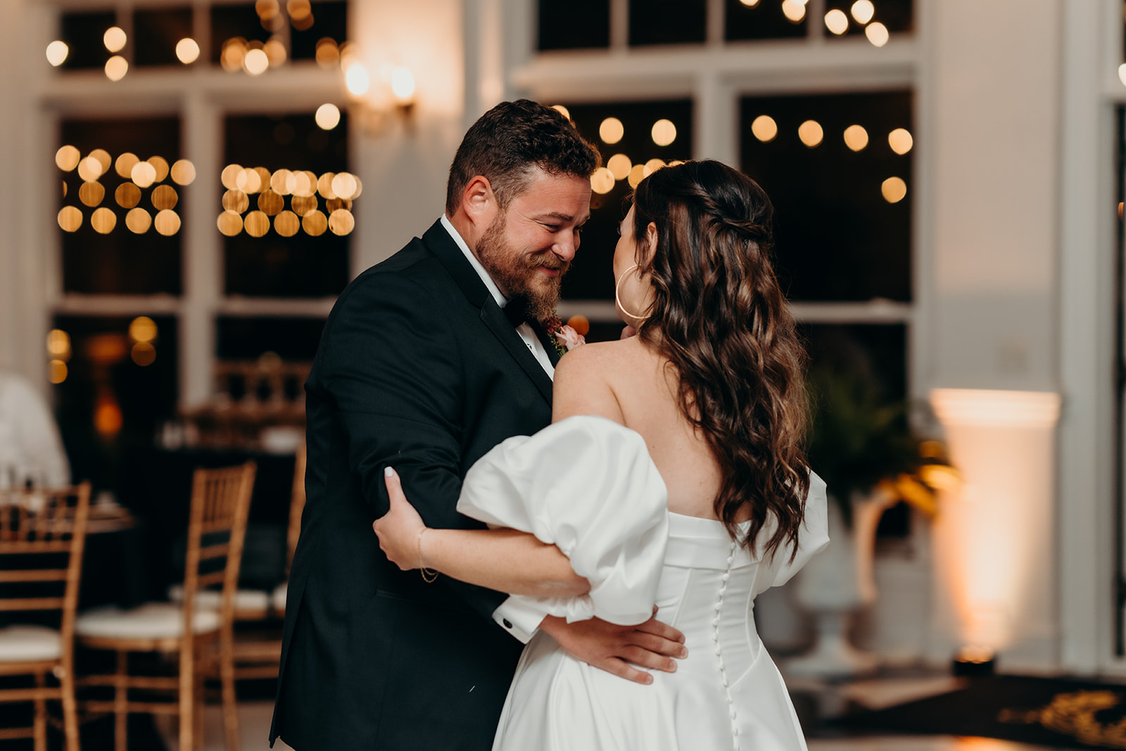 couple's first dance at the grande victorian